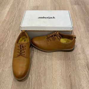 Amberjack size 9.5 Honey Dress Shoes - only worn once, excellent condition